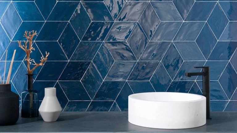 Barvou roku 2020 - classic blue