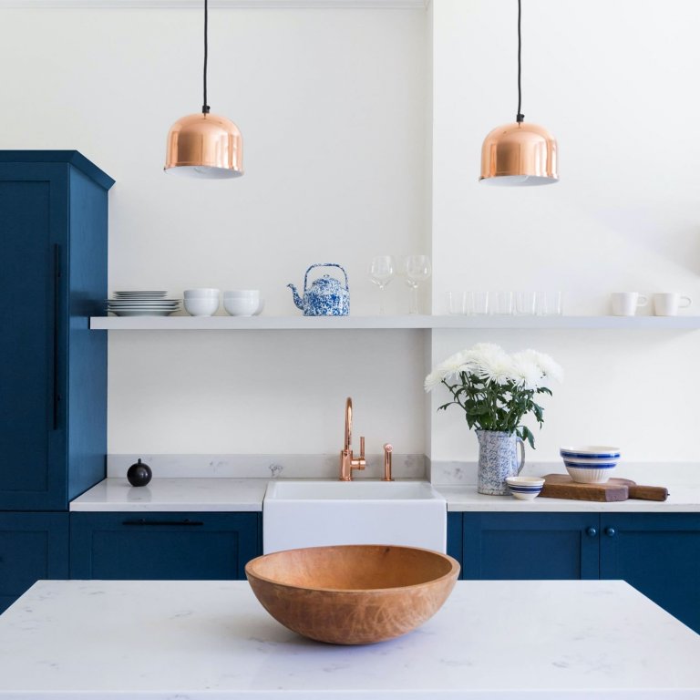 Barvou roku 2020 - classic blue