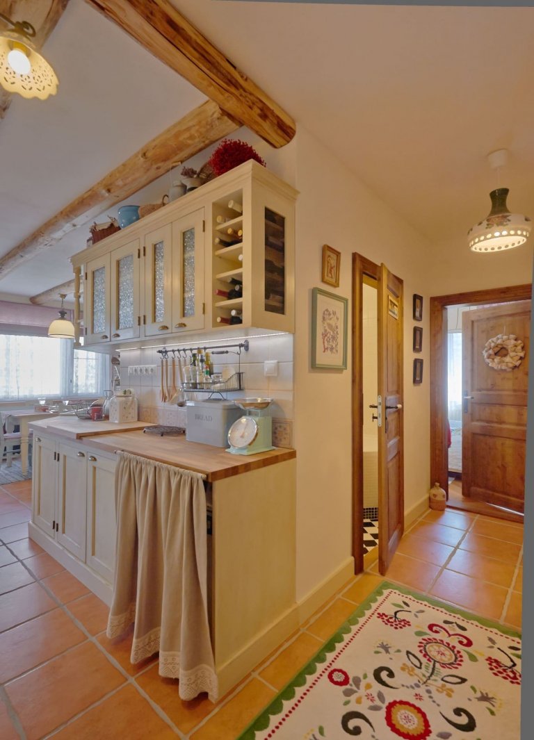 Byt ve venkovském stylu v panelovém domě