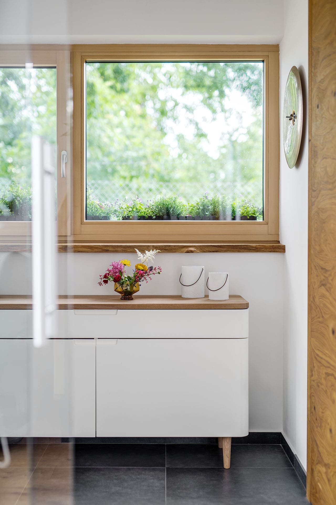 Dům u rybníka v malé obci na jihu Čech