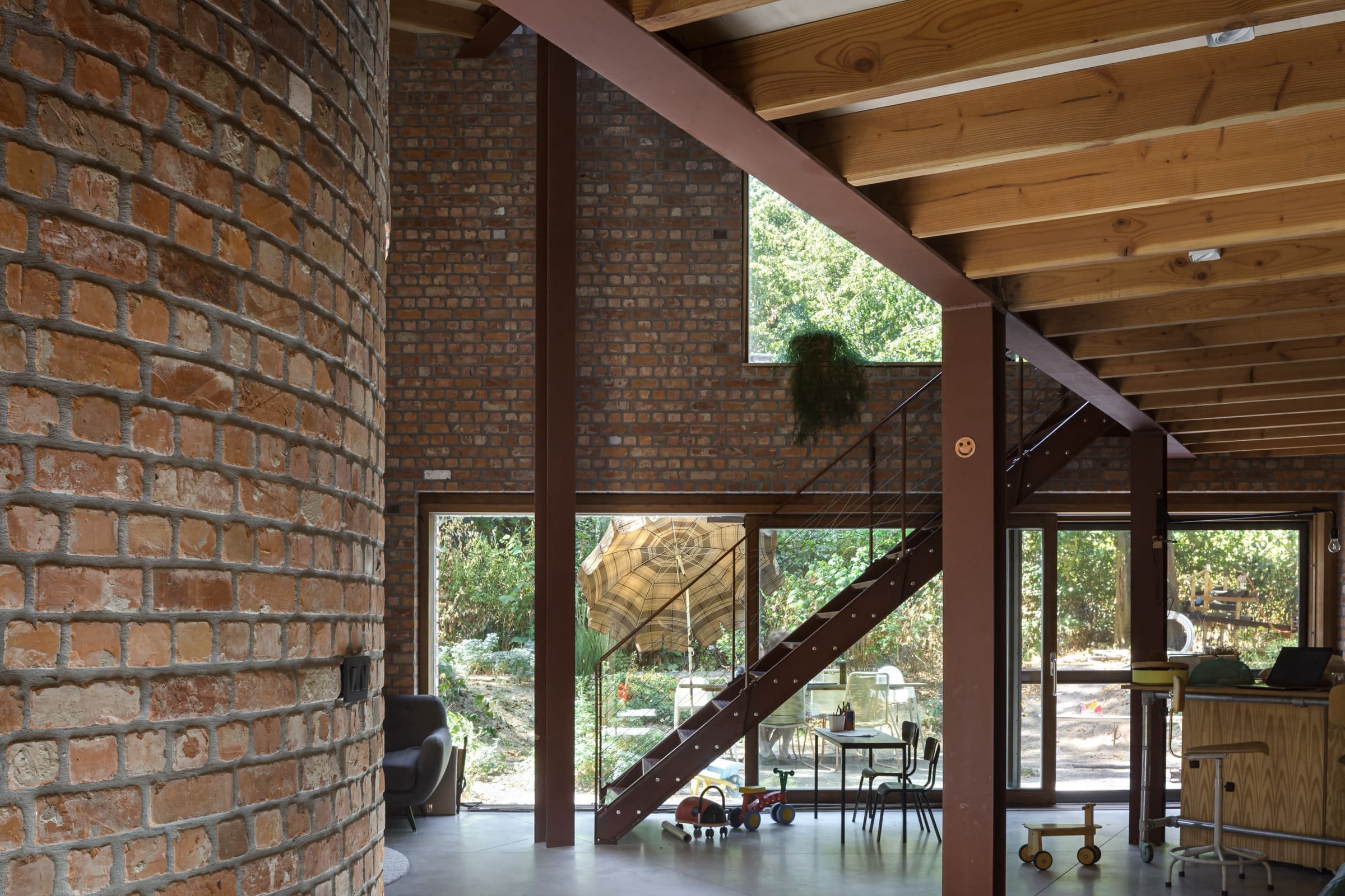 Dům v Belgii z recyklovaných cihel