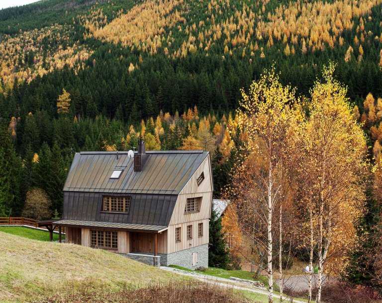 Horská chata jako odkaz tradiční krkonošské architektury