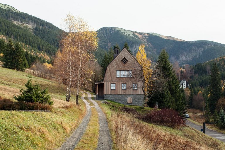 Horská chata jako odkaz tradiční krkonošské architektury