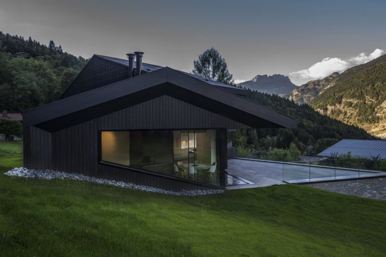 Horská chata v Chamonix s výhledem na Mont Blanc