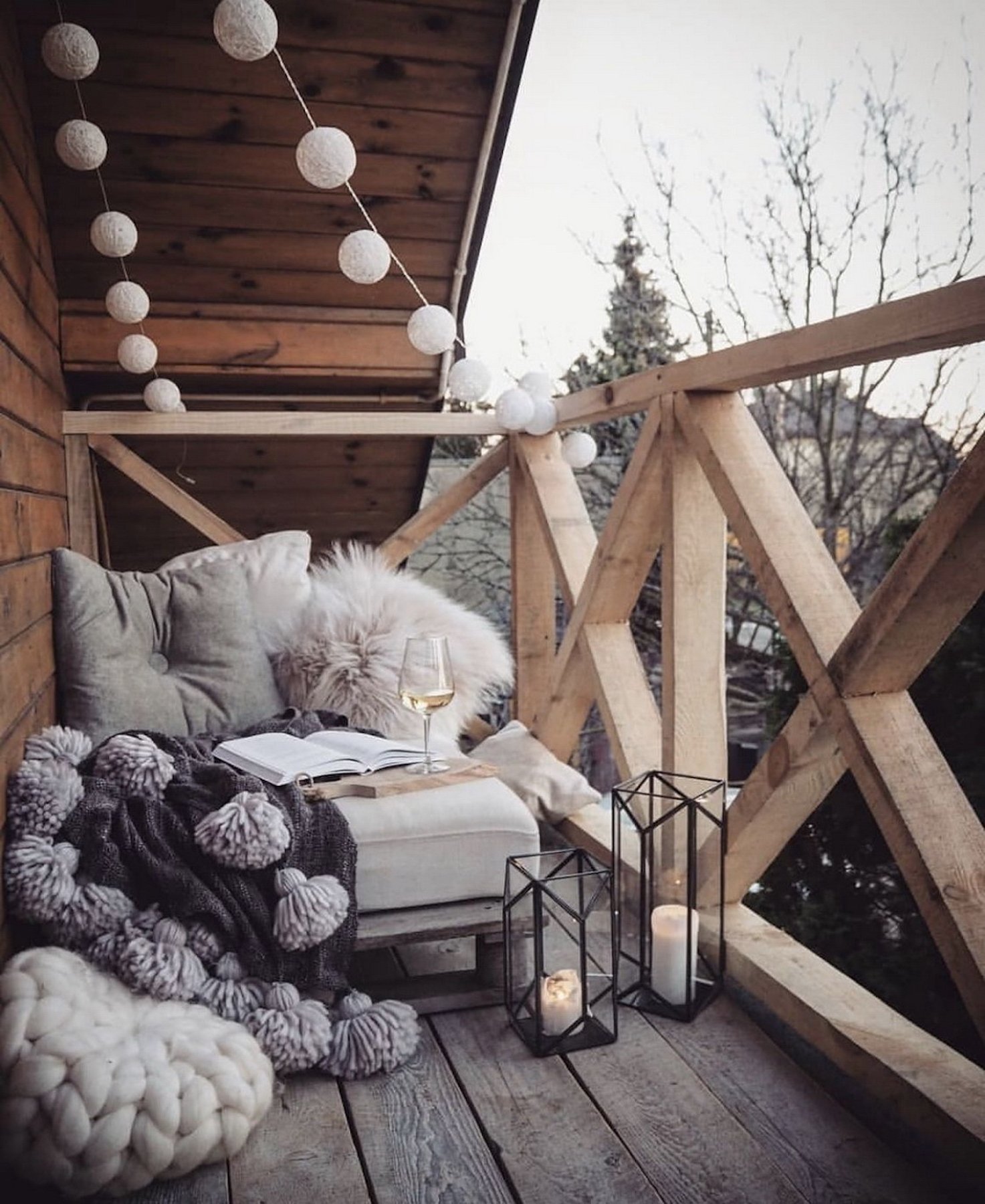Hygge, fredagsmys, niksen a còsagach – lenošivé styly ze severu