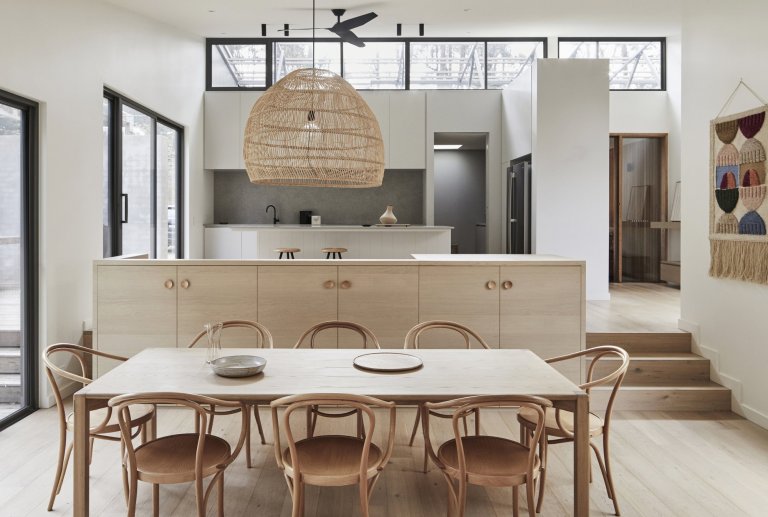 Jedinečný rodinný dům přirozeně zasazený do přírody