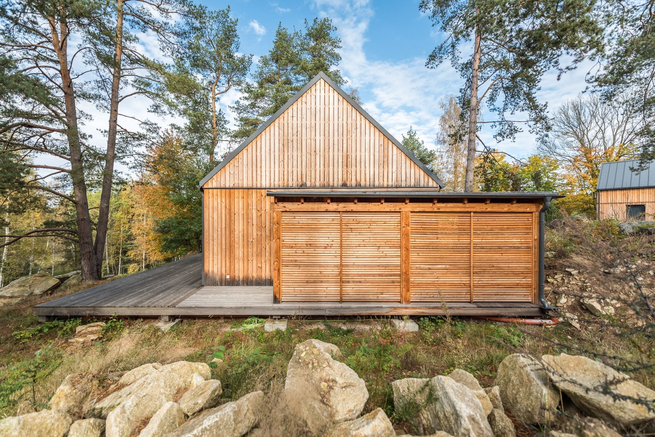 Jednoduchý víkendový dům Bernau