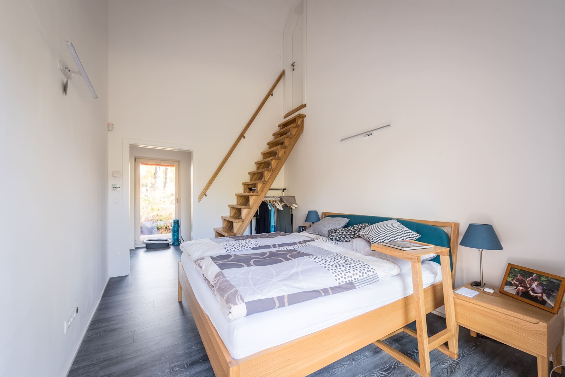 Jednoduchý víkendový dům Bernau