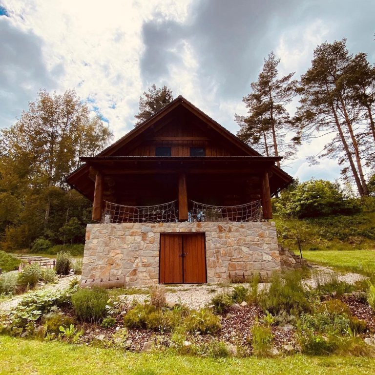 Kanadský srub v České Kanadě