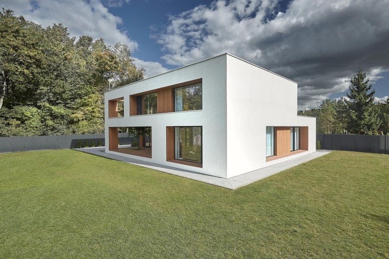 Klasická kostka s průhledy jako moderní dům