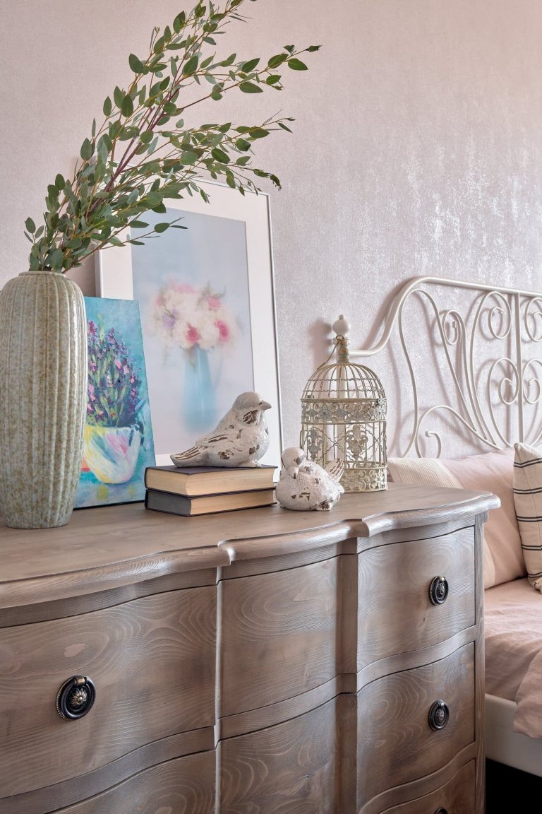 Kouzelný byt se světle zelenou kuchyní