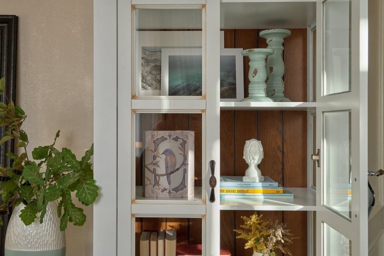 Kouzelný byt se světle zelenou kuchyní