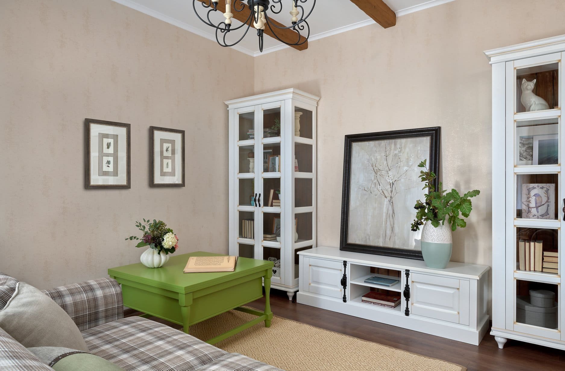 Kouzelný byt se světle zelenou kuchyní