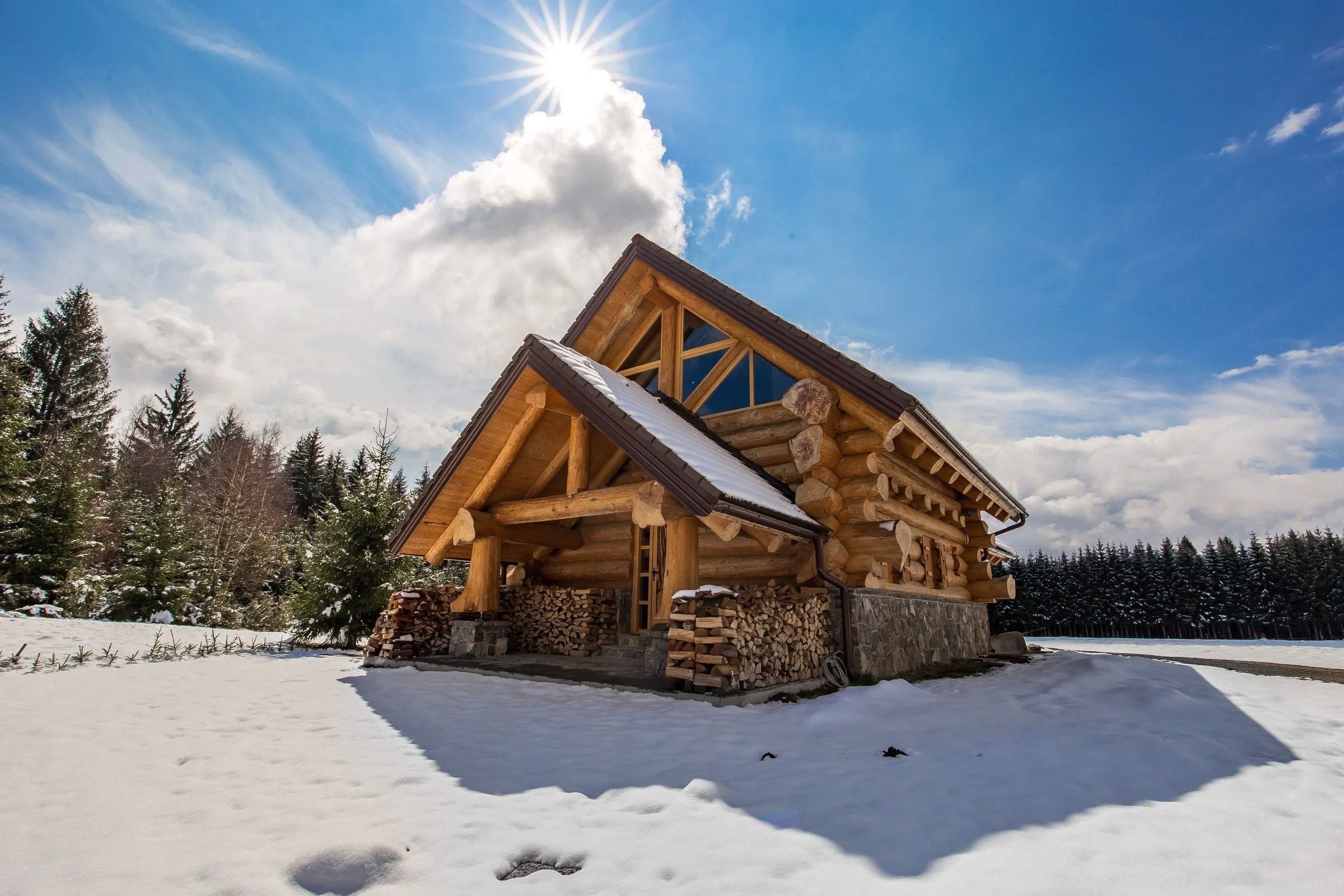 Kouzelný srub na samotě o vánočním čase