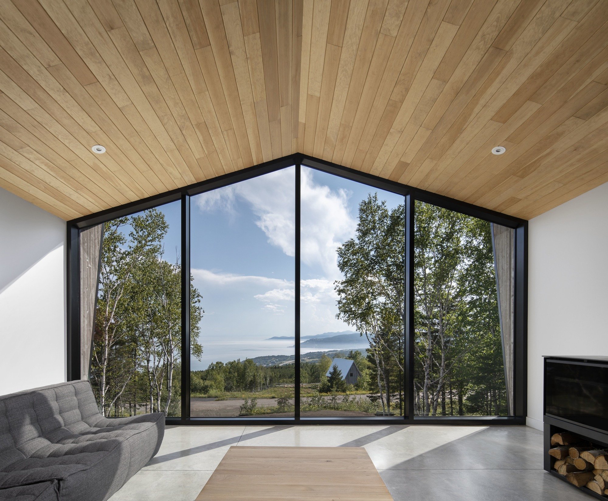 Luxusní víkendový dům s výhledem na řeku