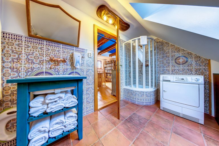 Malebná chaloupka pod Krakonošovem