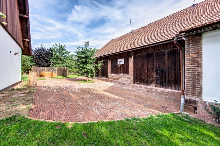 Malebná chaloupka pod Krakonošovem