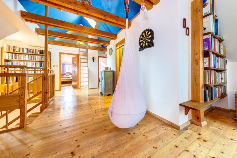 Malebná chaloupka pod Krakonošovem