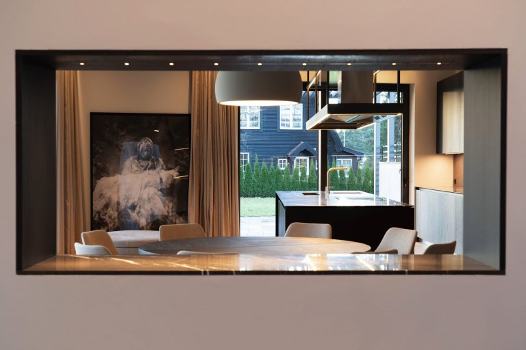 Minimalistická vila s bazénem