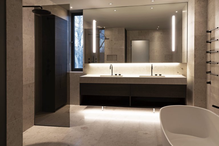 Minimalistická vila s bazénem