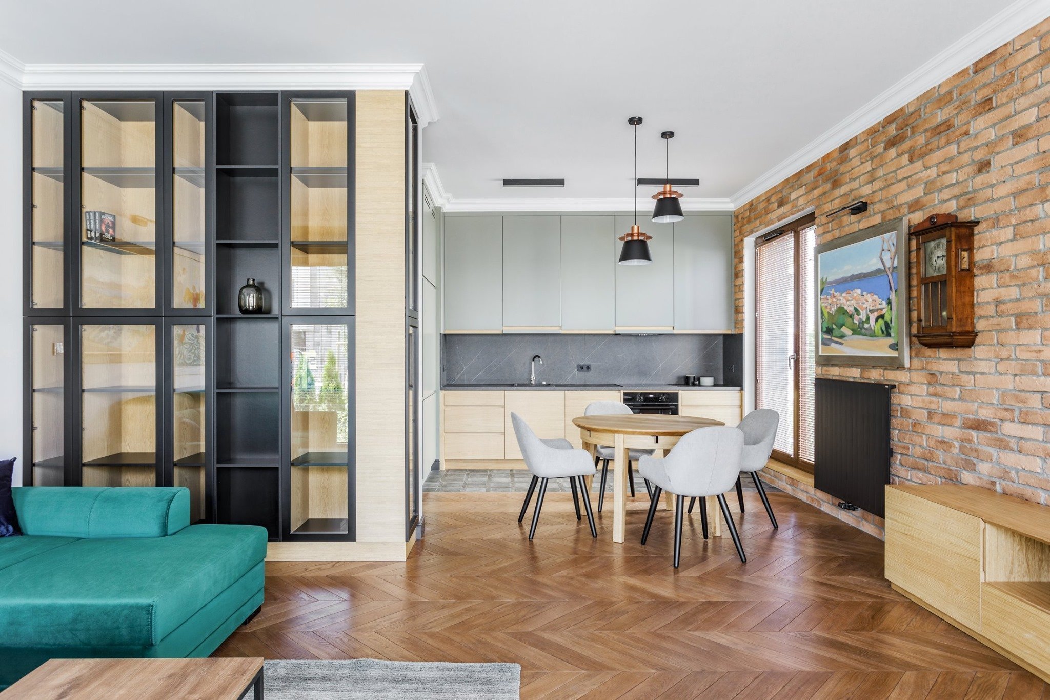 Moderní byt pro muže milujícího umění