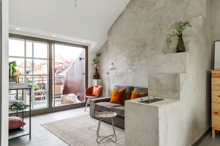 Moderní podkrovní byt ve Stockholmu