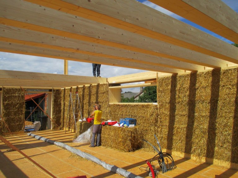 Pasivní dům ze slámy jako ekologický projekt roku