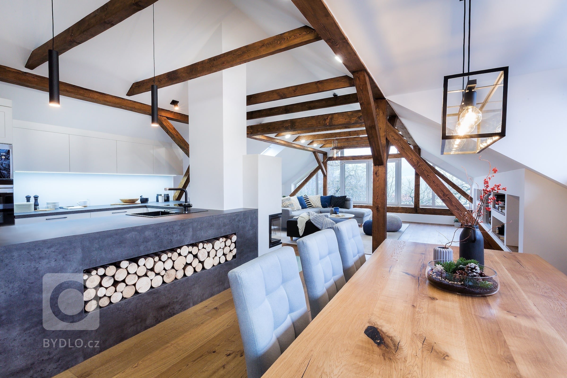 Podkrovní byt cestovatelů (mladé rodiny) v podhůří Beskyd