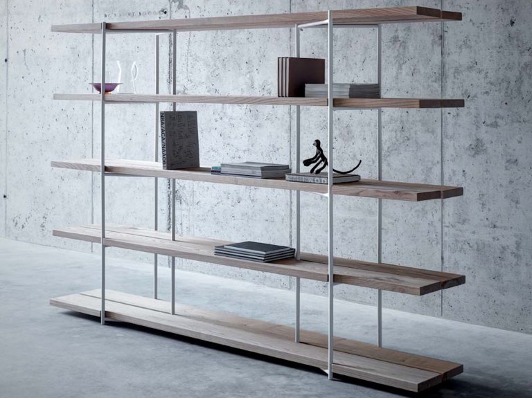 Police na knihy jako výstřelek designérů