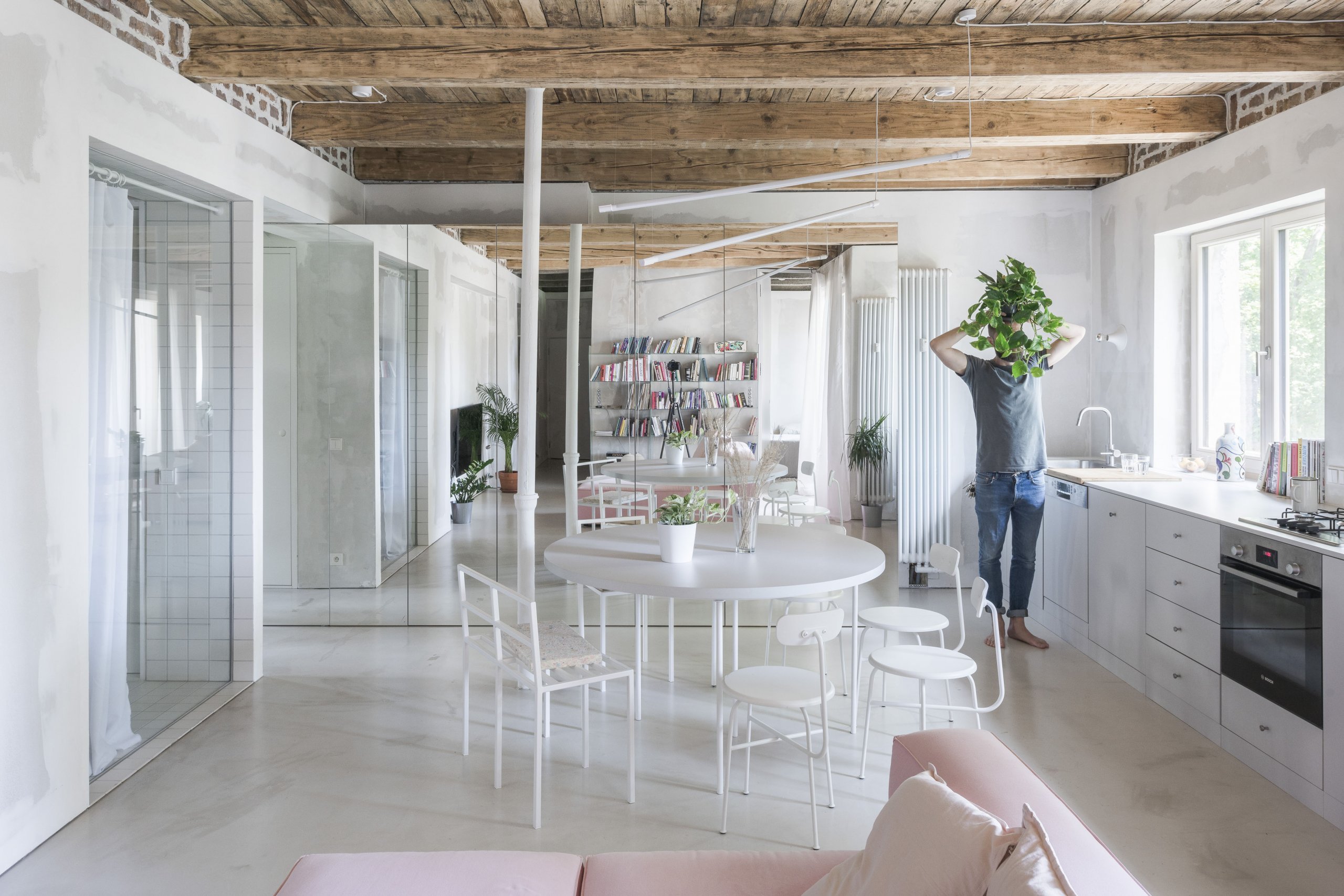 Průzračný byt s pastelovými odstíny