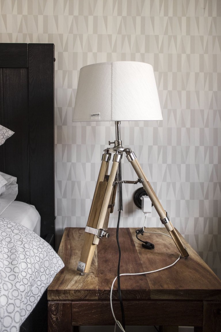 Prvorepublikový byt s ocelí a rezem v hlavní roli