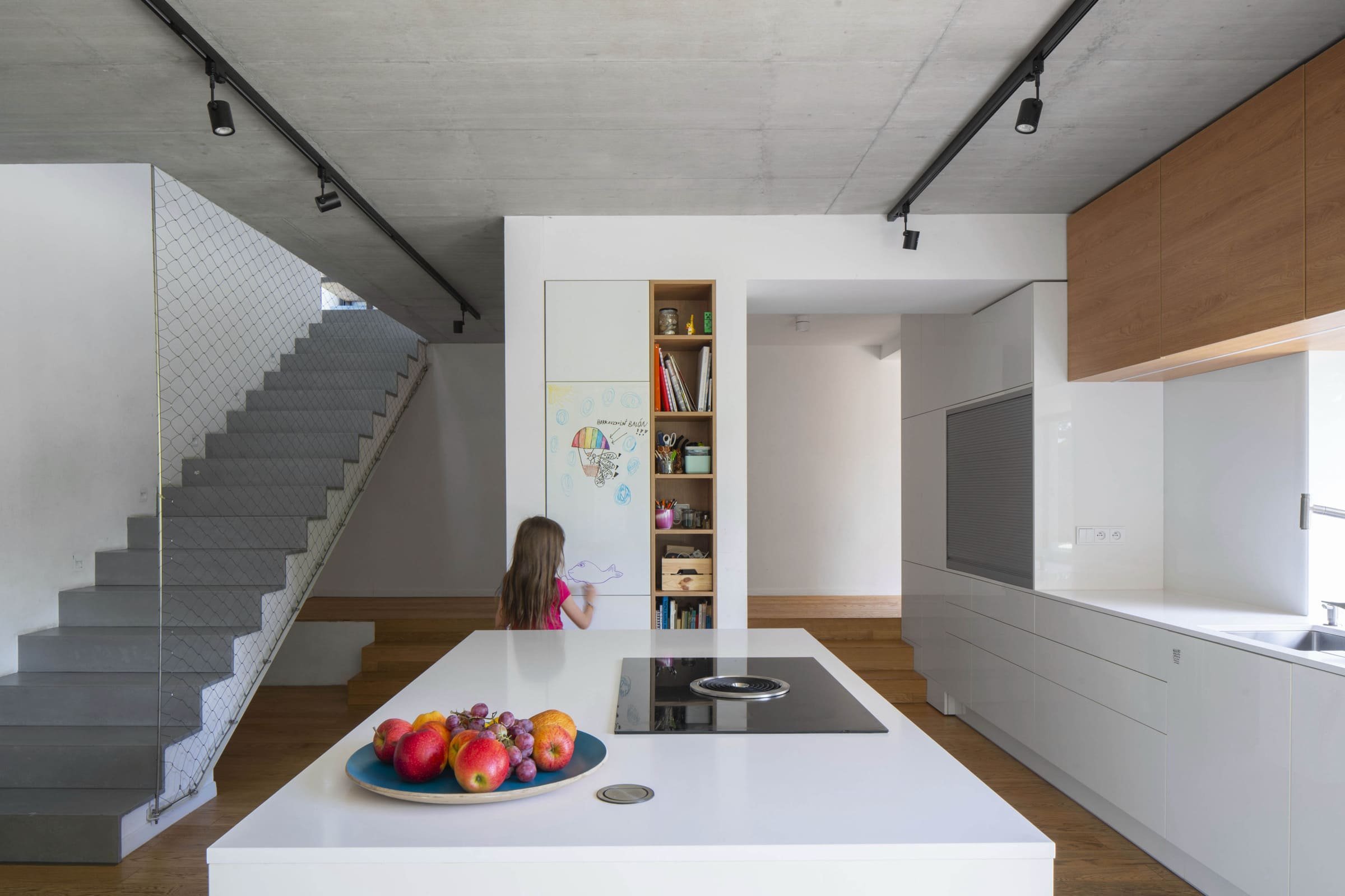 Rekonstrukce a dostavba domu ze 70. let minulého století