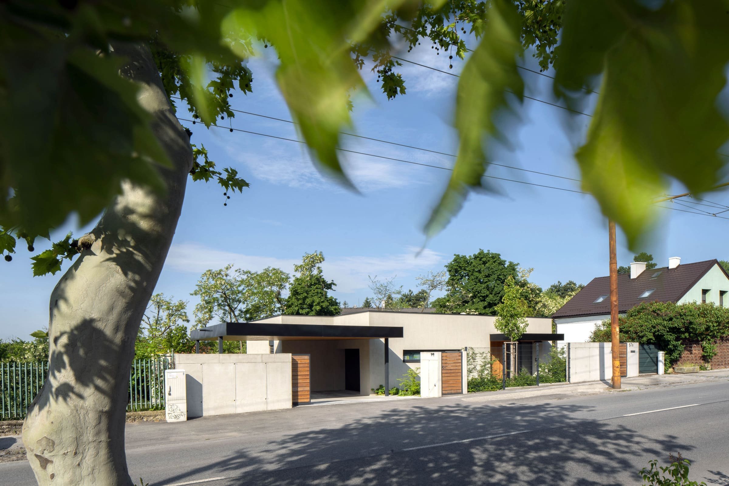 Rekonstrukce a dostavba domu ze 70. let minulého století