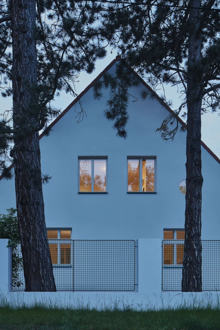 Rekonstrukce prvorepublikové vily s fontánou