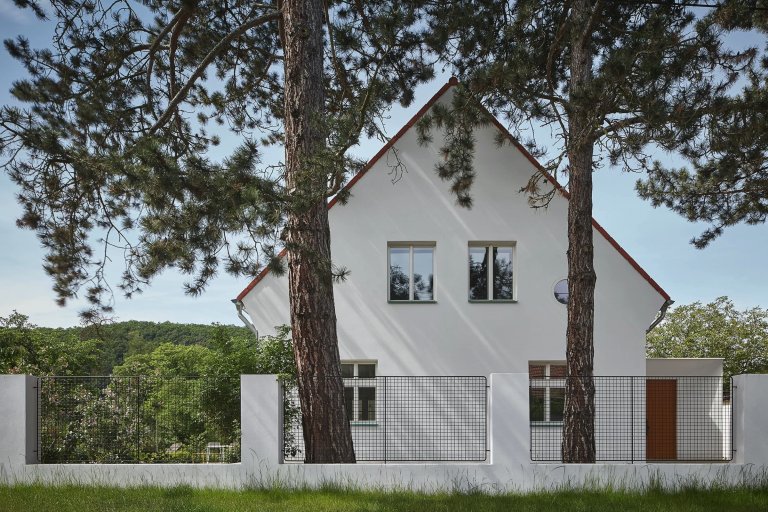 Rekonstrukce prvorepublikové vily s fontánou