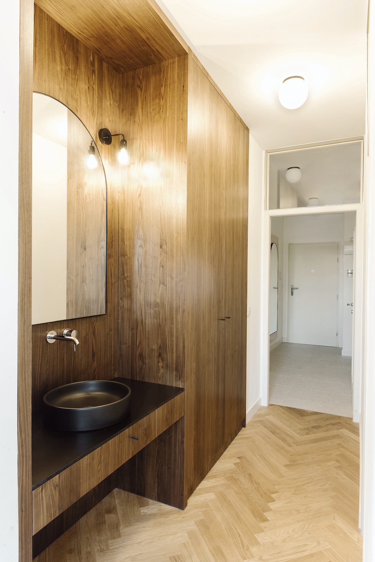 Retro byt na pražském nábřeží