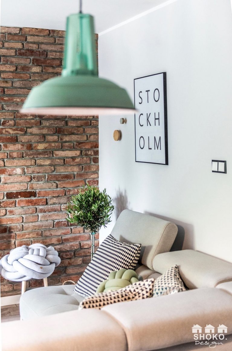 Retro se skandinávskými prvky a růžovými akcenty