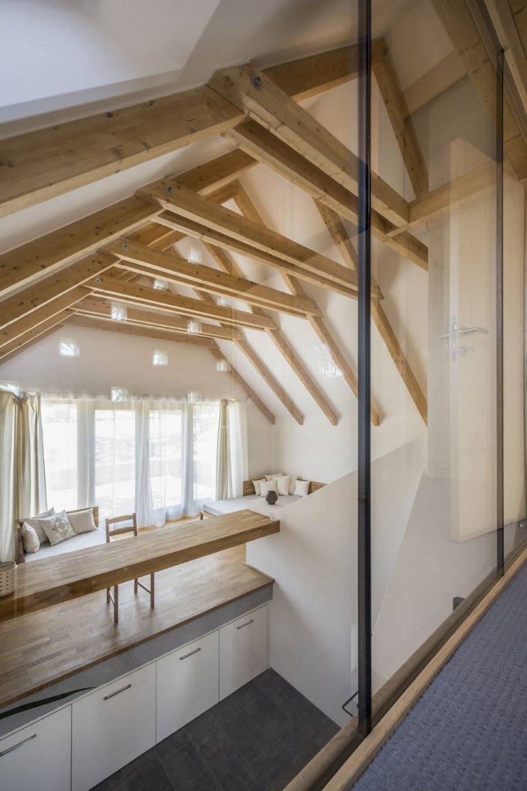 Rodinný dům uprostřed starodávných sklepů