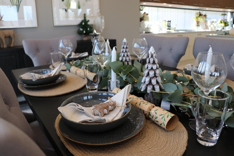 Vánoční prostírání stolu