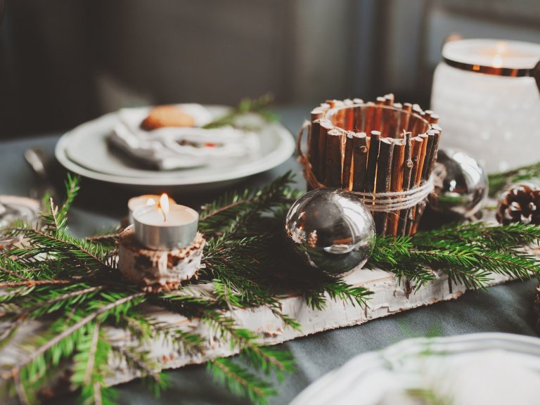 Vánoční prostírání stolu