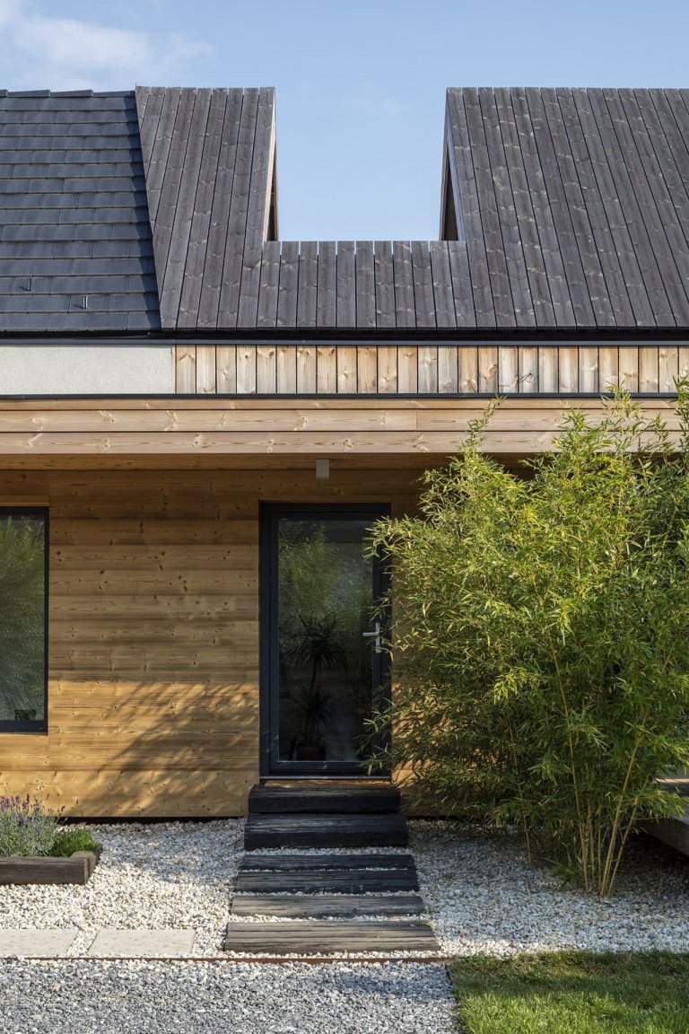 Ze starého stavení má moderní venkovský dům