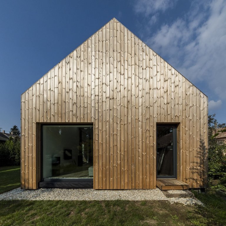 Ze starého stavení má moderní venkovský dům