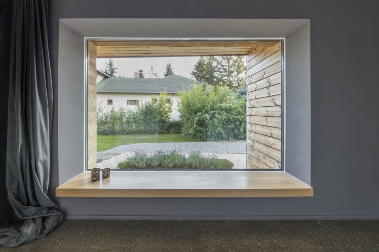 Ze starého stavení má moderní venkovský dům