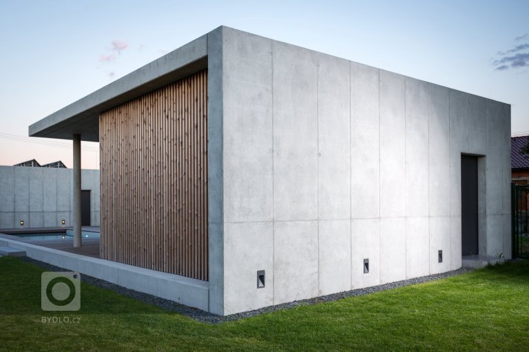 add picture to album