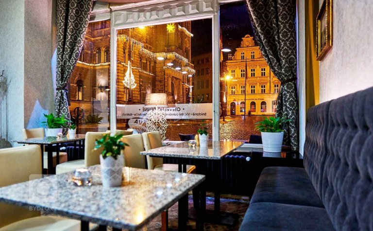 add picture to album