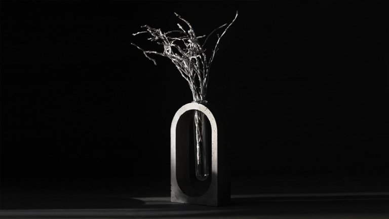 Projekt Irkutské zahrady vznikl jako ukázkový byt pro klienty, kteří hledají moderní a&nbsp;vkusný design. Střídmý styl bytu je oživený originálními prvky,…