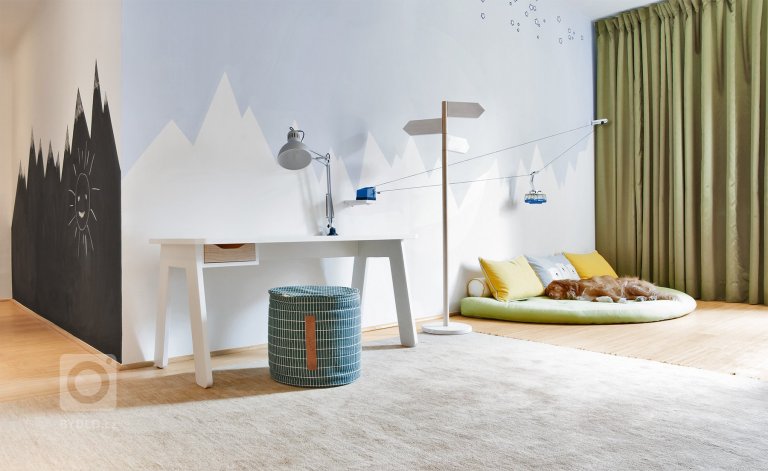 add picture to album