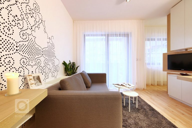 add picture to album