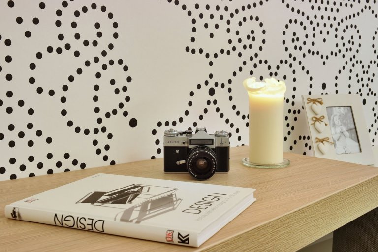 Zejména u malometrážních bytů jsou díky vysokým pořizovacím cenám stále žádanější chytrá řešení. My jsme jedno takové zvládli!&nbsp;

Byt na ulici Kigginsova…