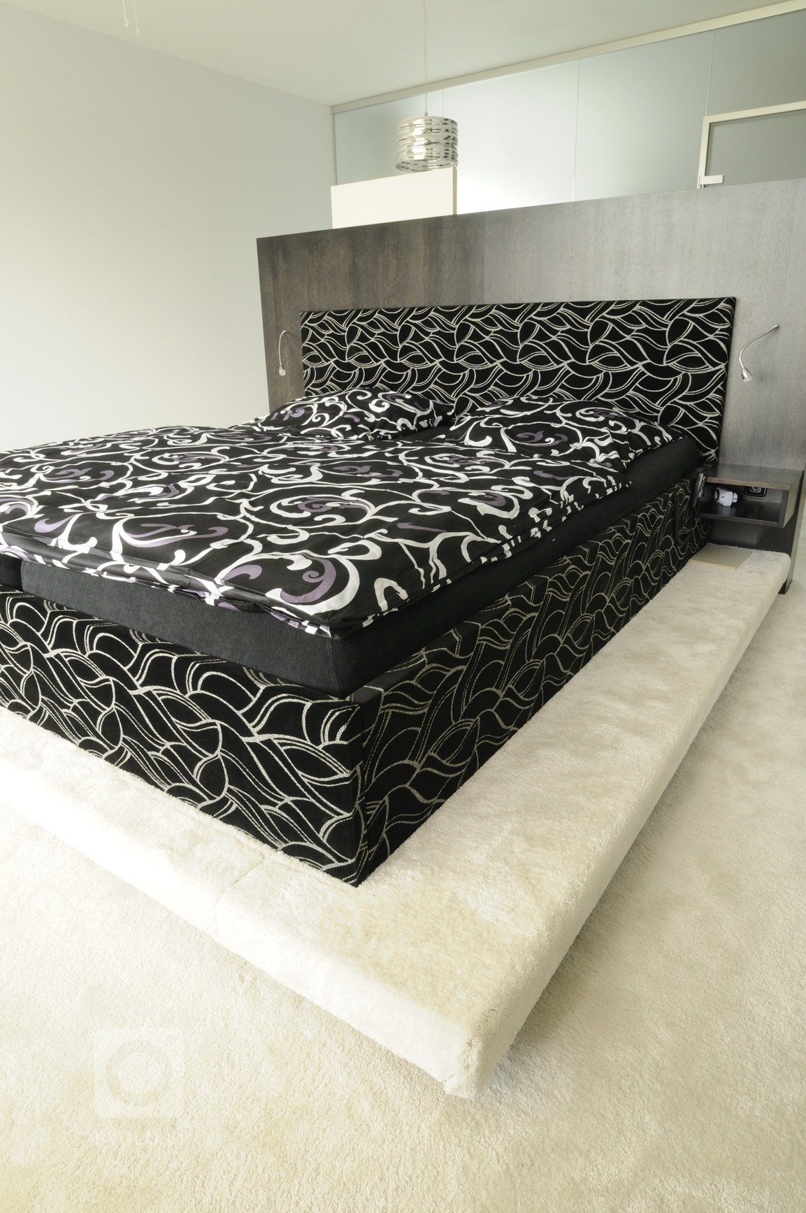 Výjimečná realizace ve výjimečném domě zahrnula výrobu nábytku na míru i praktické stavební úpravy. Podstata novostavby domu, stojícího nedaleko lesa v&nbsp…